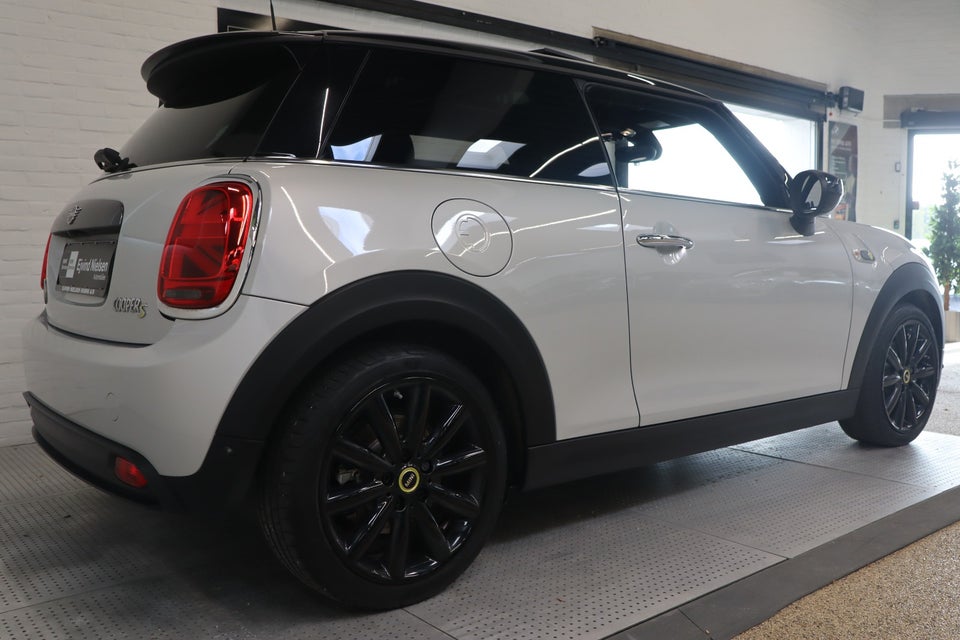 MINI Cooper SE Trim XL 3d