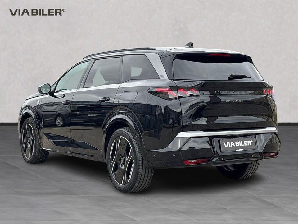 Peugeot e-5008 77 GT Pack 7prs 5d