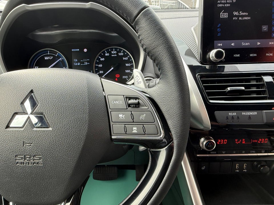 Mitsubishi Eclipse Cross 2,4 PHEV Intense CVT 4WD 5d