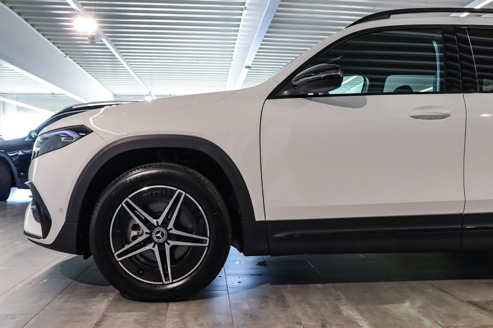 Mercedes EQB250+ AMG Advance 5d