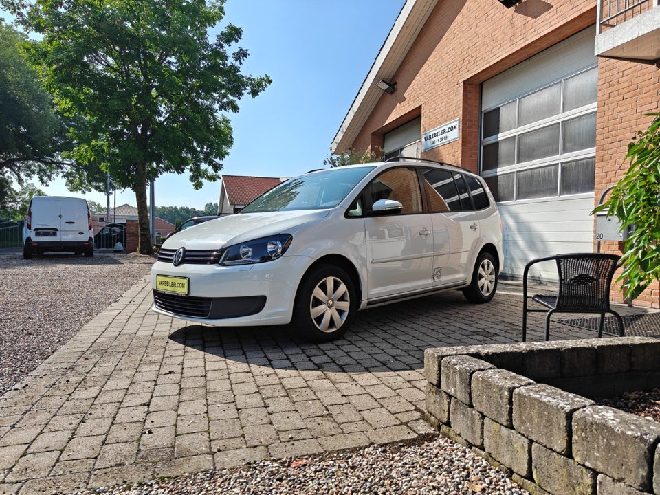 VW Touran 1,6 TDi 105 Comfortline BMT Van 5d