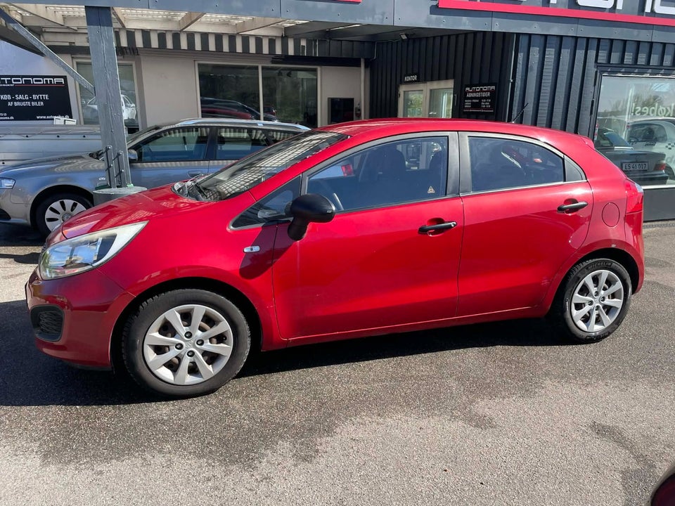 Kia Rio 1,2 CVVT Concept 5d