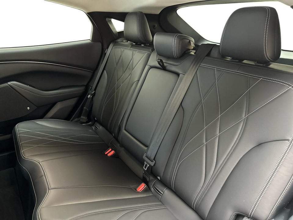 Ford Mustang Mach-E 75 Standard Range 5d