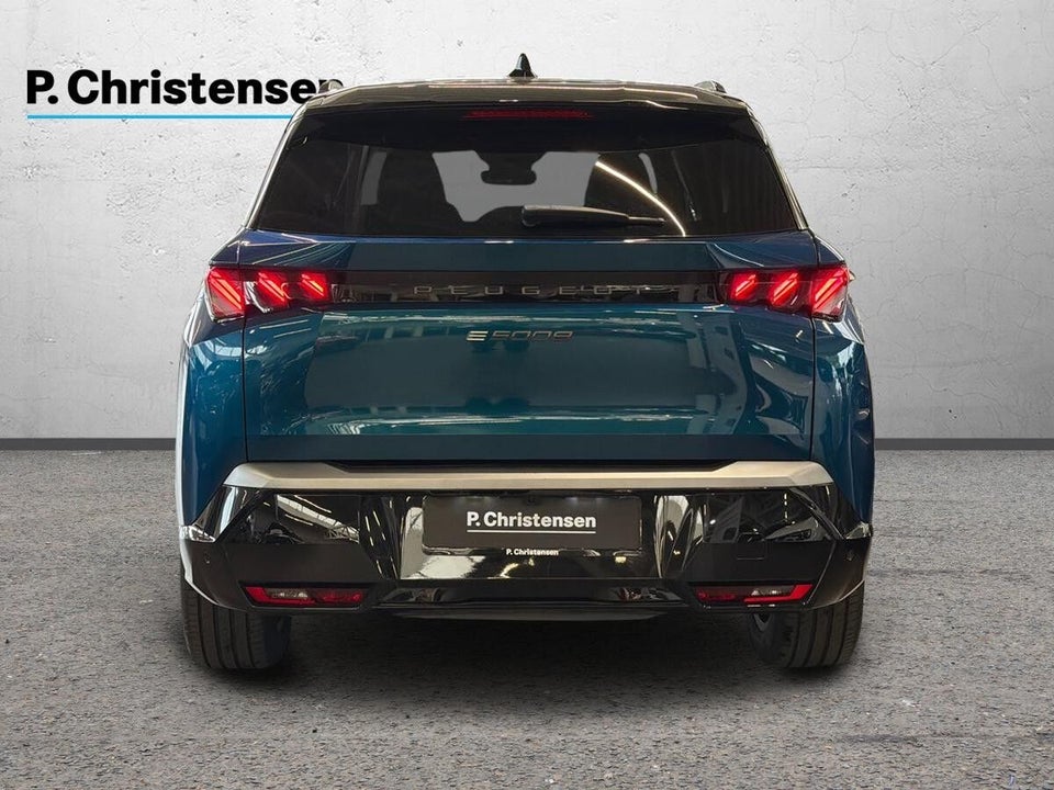 Peugeot e-5008 77 GT 7prs 5d