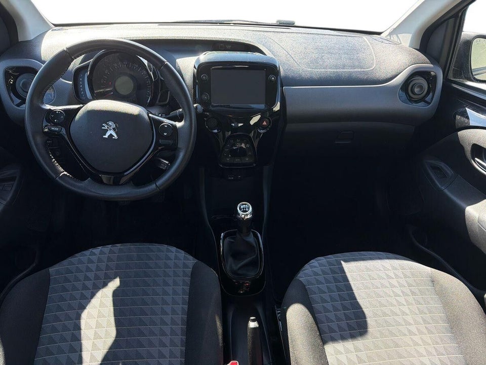 Peugeot 108 1,0 e-VTi 72 Allure+ 5d