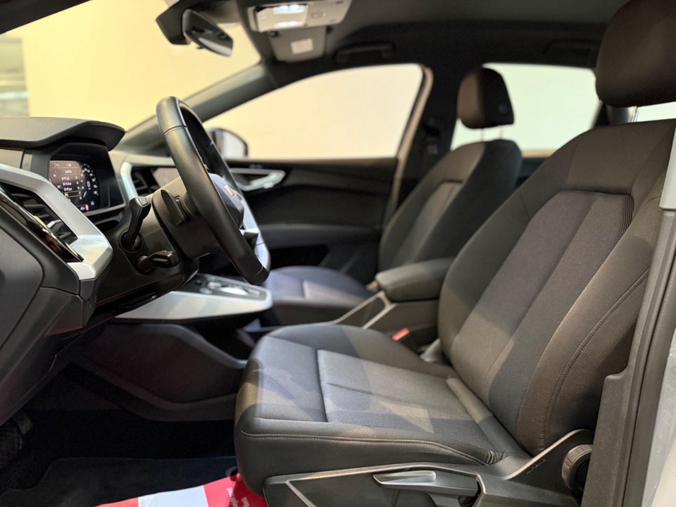 Audi Q4 e-tron 40  5d