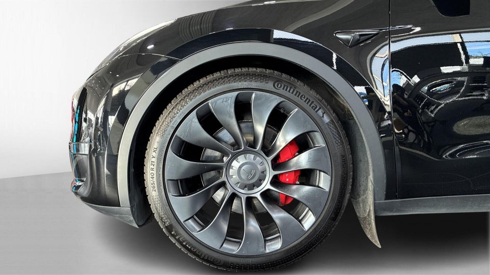 Tesla Model Y Performance AWD 5d