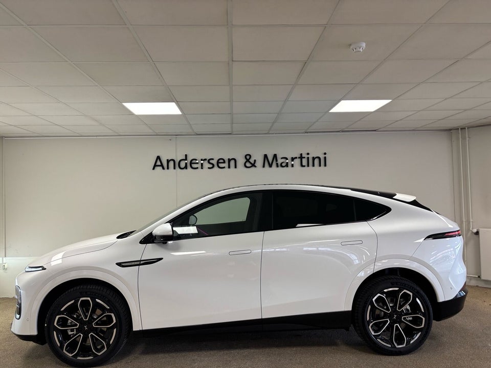 Xpeng G6 Standard Range 5d