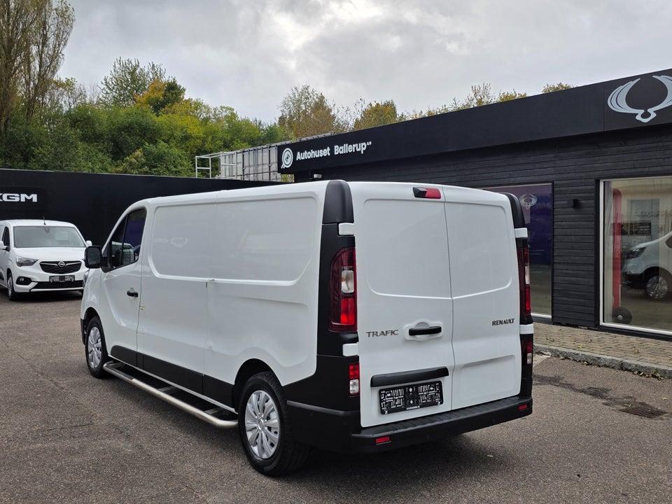 Renault Trafic 2,0 dCi 130 L2H1 Tekno