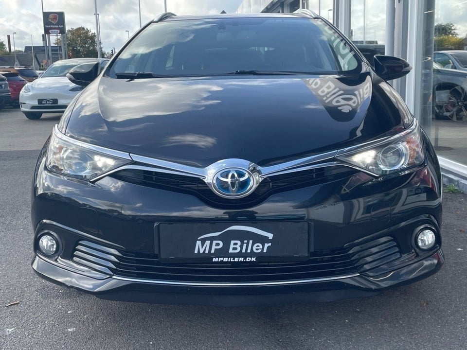 Toyota Auris 1,8 Hybrid H2 Comfort Touring Sports CVT 5d