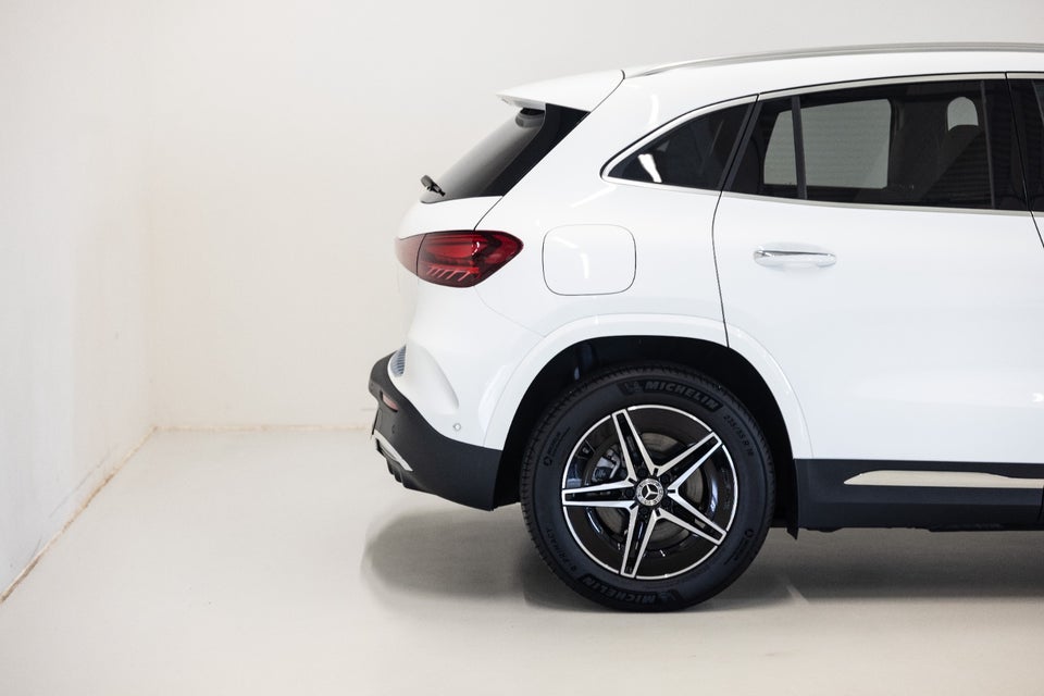 Mercedes EQA250+ AMG Premium 5d