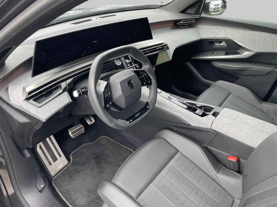 Peugeot e-5008 77 GT 7prs 5d