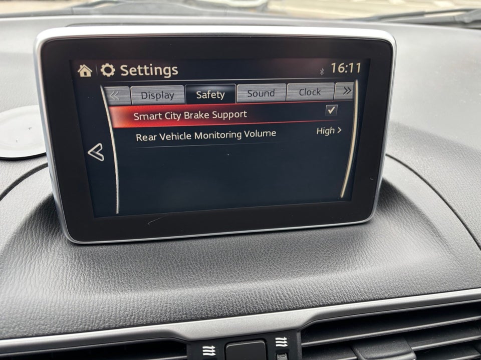 Mazda 3 2,0 SkyActiv-G 120 Vision 4d