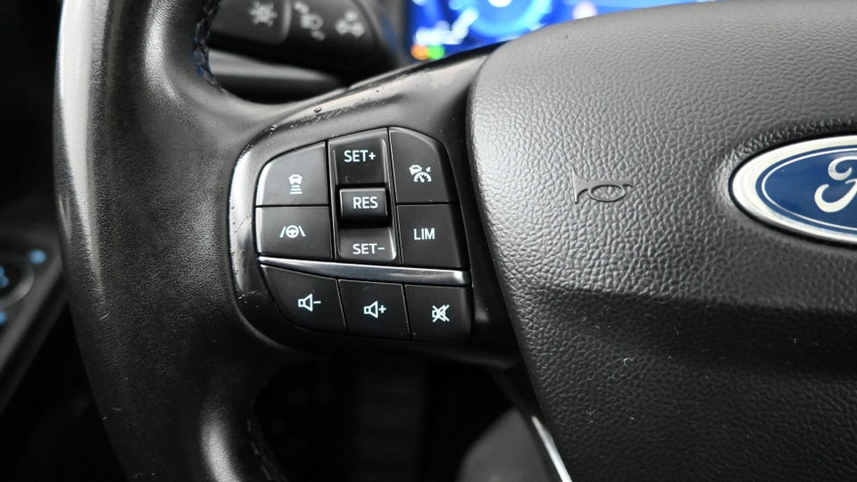 Ford Kuga 2,5 PHEV Titanium CVT 5d