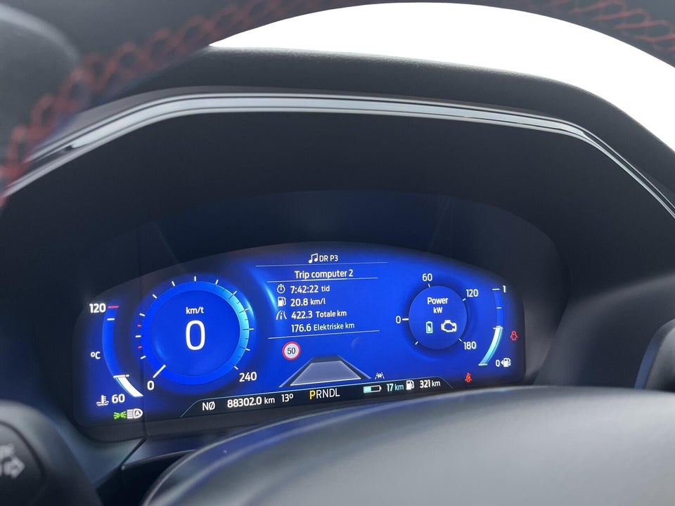 Ford Kuga 2,5 PHEV ST-Line X CVT 5d