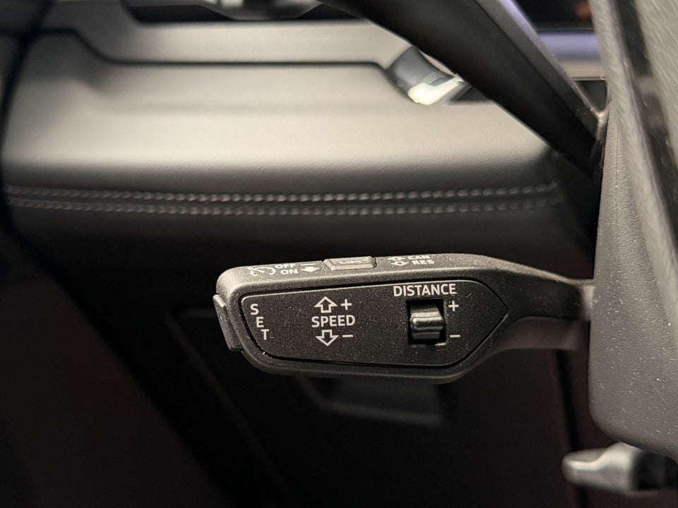 Audi Q6 e-tron S-line quattro 5d