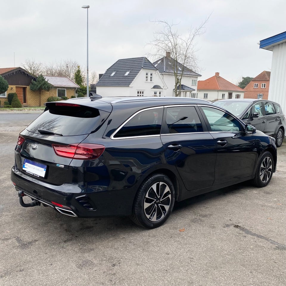 Kia Ceed 1,6 PHEV Upgrade SW DCT 5d