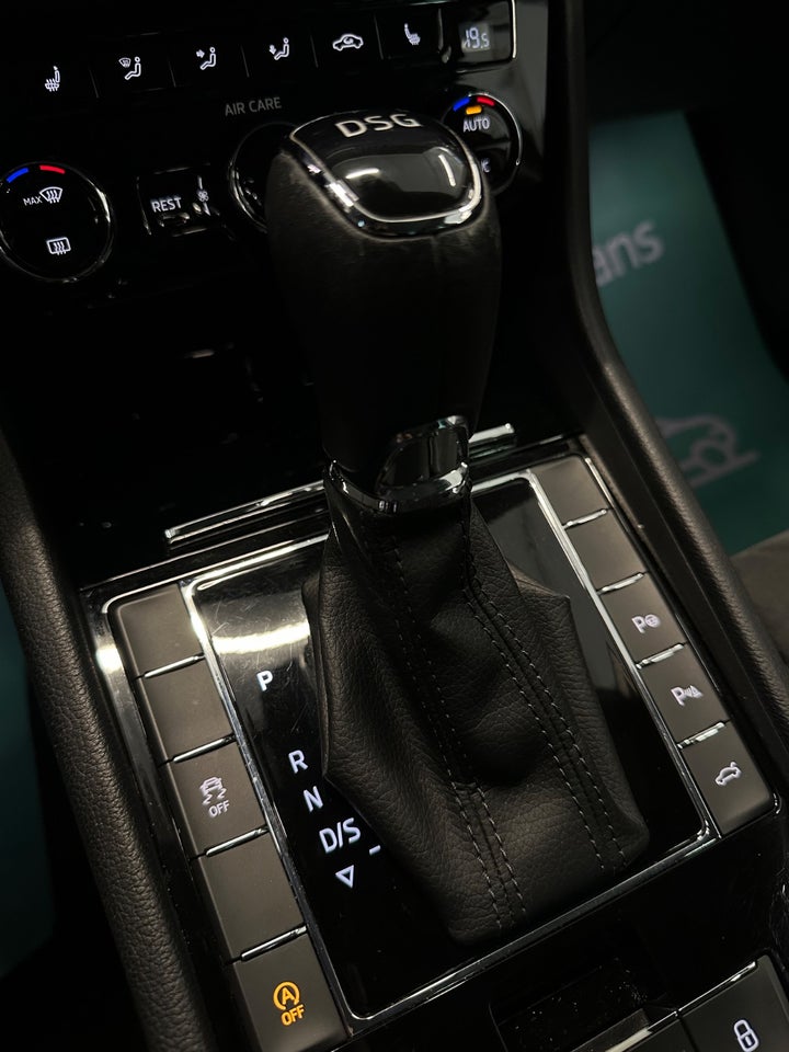 Skoda Superb 2,0 TDi 190 Style Combi DSG 5d