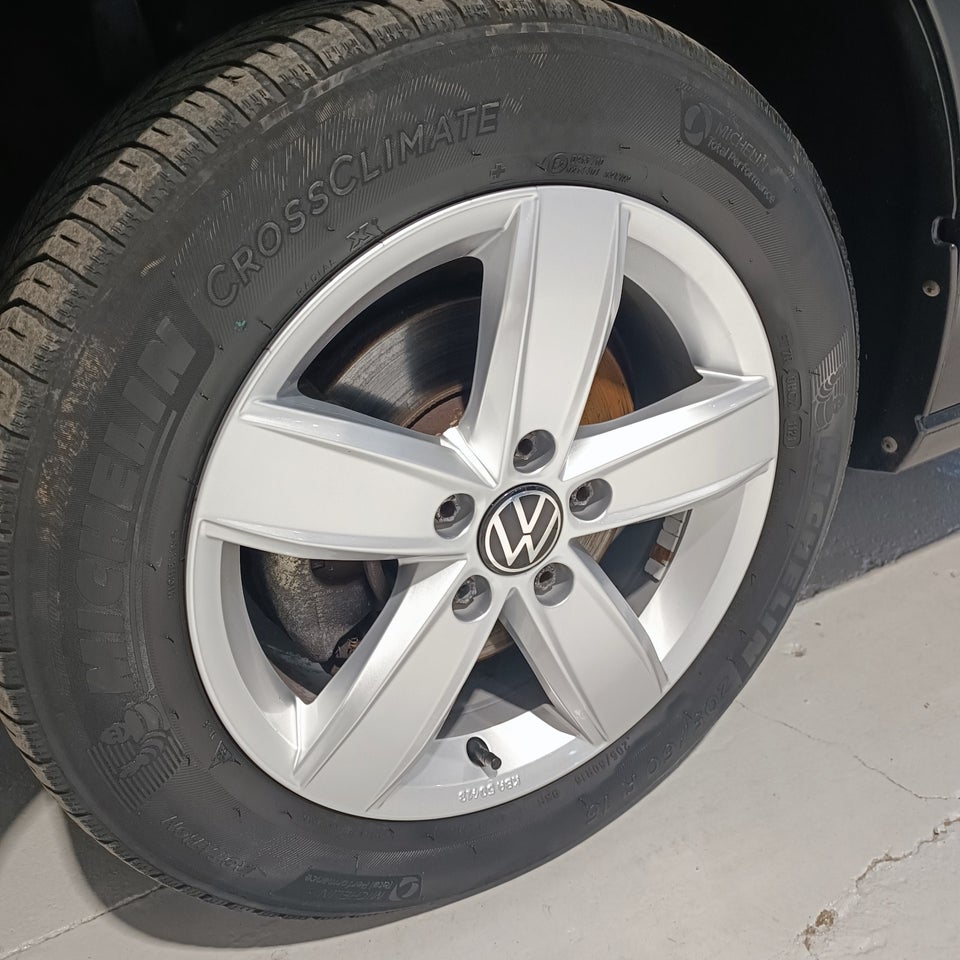 VW Caddy 2,0 TDi 102 Cargo