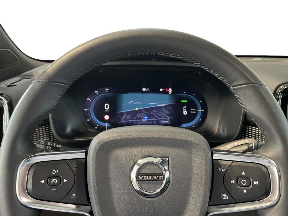 Volvo XC40 P6 ReCharge Pro 5d