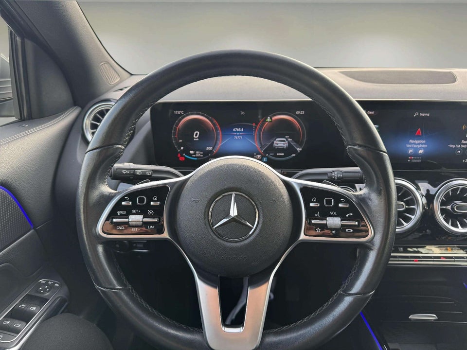 Mercedes EQA250 Progressive 5d