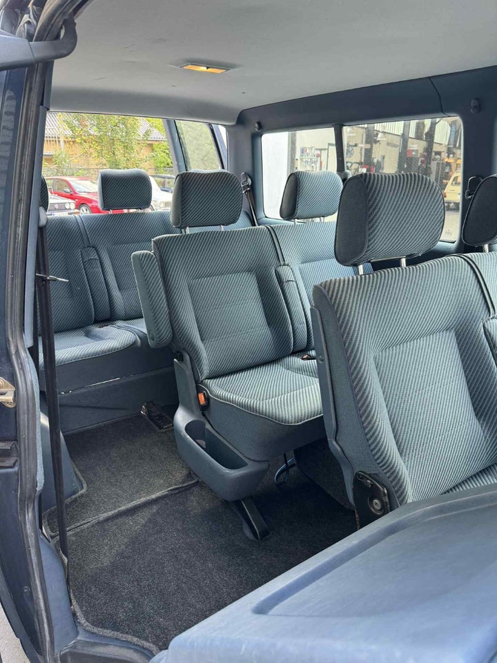 VW Caravelle 2,5 10prs 5d