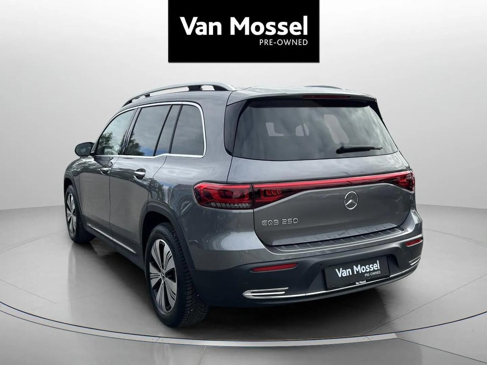 Mercedes EQB250 Progressive 5d