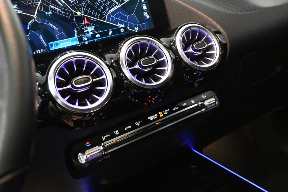 Mercedes EQA250 Progressive 5d