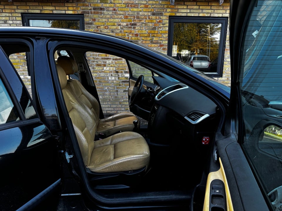 Peugeot 207 1,4 XR+ 5d