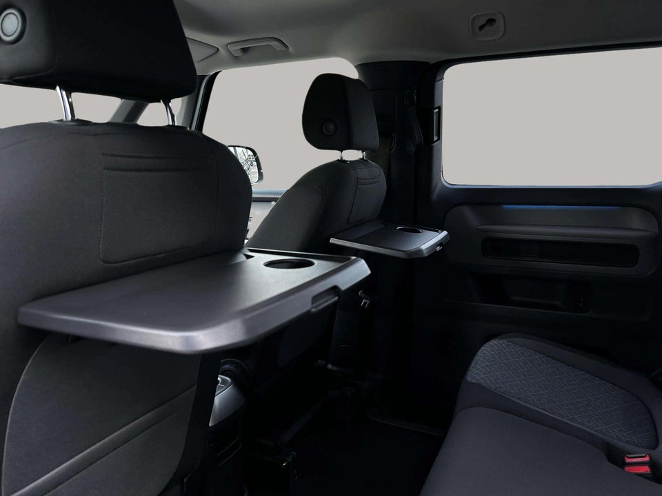 VW ID.Buzz 77 Pro SWB 5d