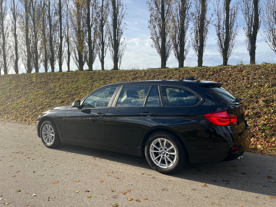 BMW 320d 2,0 Touring Advantage aut. 5d