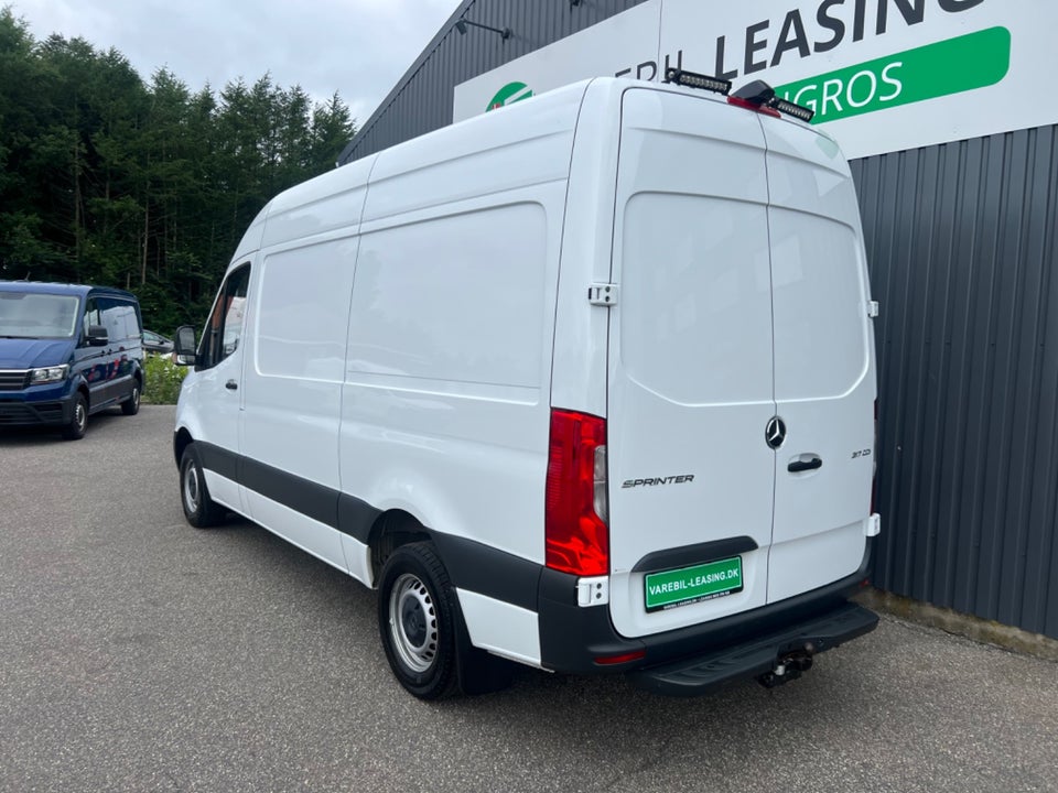 Mercedes Sprinter 317 2,0 CDi A2 Kassevogn aut. RWD