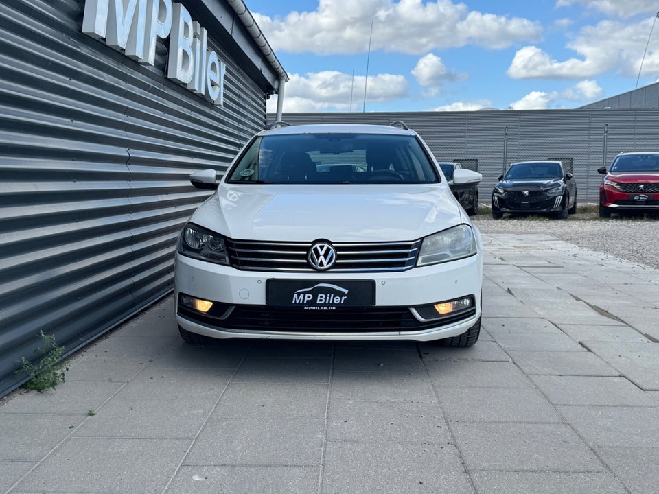 VW Passat 2,0 TDi 140 Comfortline Variant BMT 5d