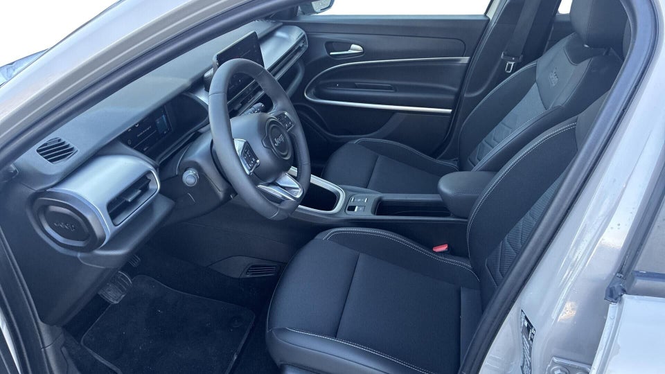 Jeep Avenger 54 Summit 5d