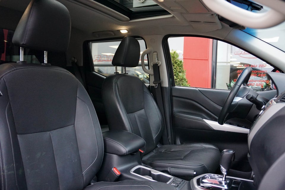 Nissan Navara 2,3 dCi 190 Db.Kab Tekna aut. 4d
