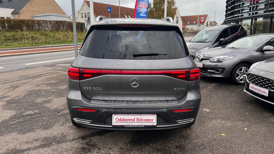 Mercedes EQB300 Progressive Advance 4Matic 5d