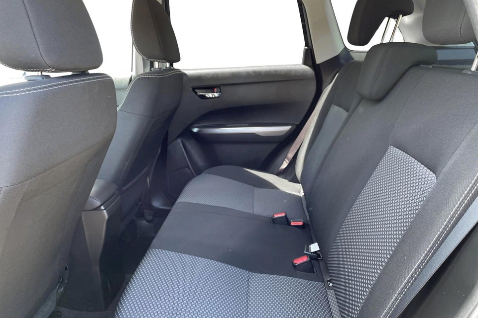 Suzuki Vitara 1,4 mHybrid Active 5d