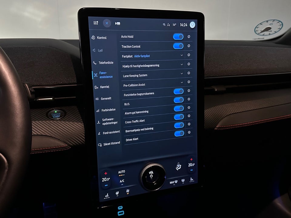 Ford Mustang Mach-E 75 Standard Range AWD 5d