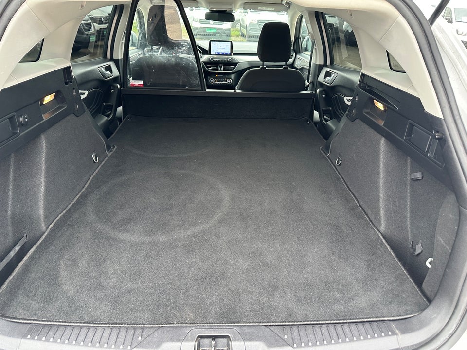 Ford Focus 1,5 EcoBlue Titanium stc. aut. Van 5d