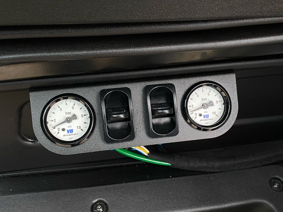 Iveco Daily 3,0 35S18 4100mm Box m/lift AG8