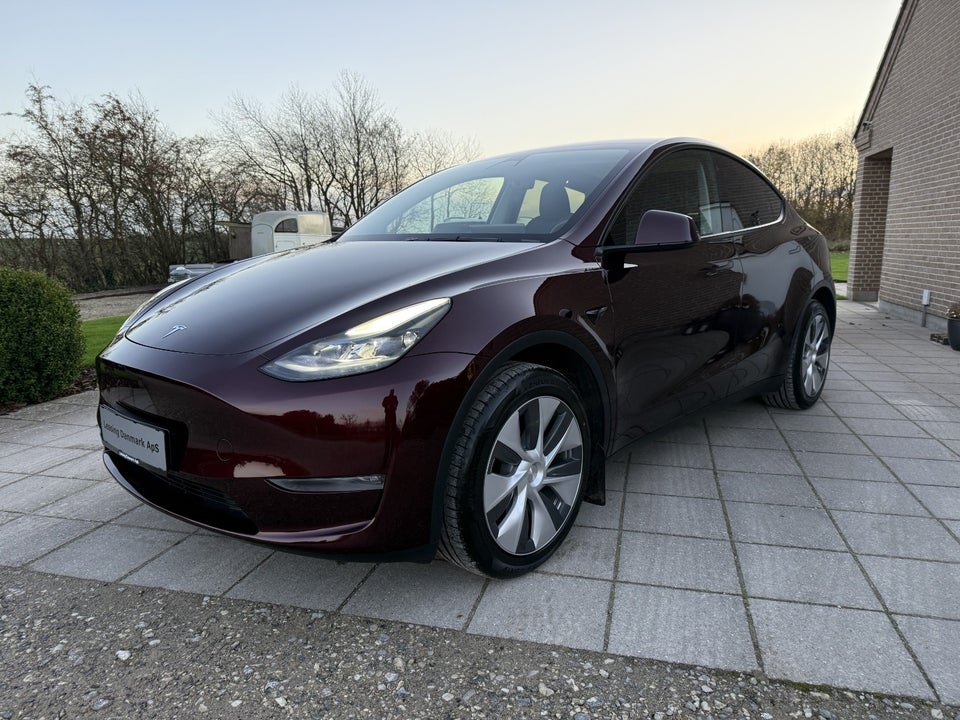 Tesla Model Y Long Range AWD 5d