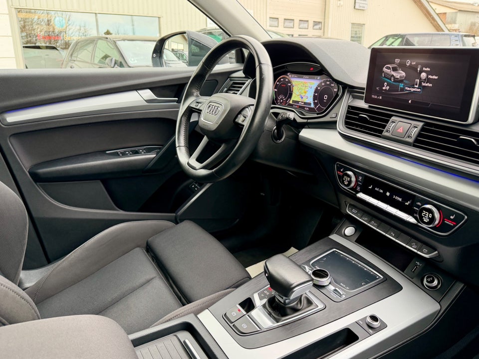 Audi Q5 55 TFSi e Sport Prestige Tour quattro S-tr. 5d