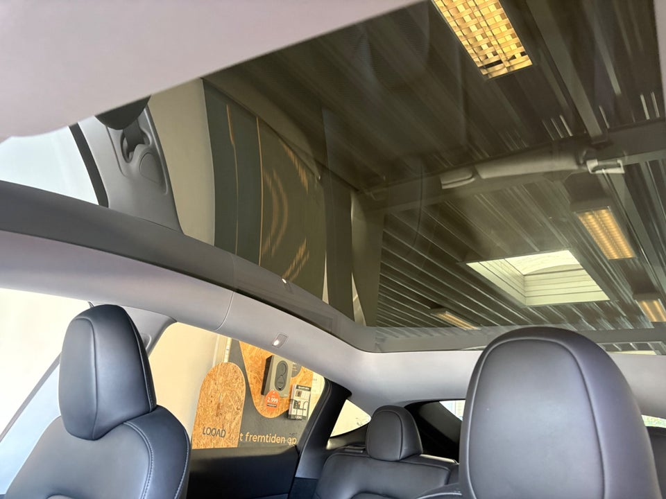 Tesla Model Y Performance AWD 5d