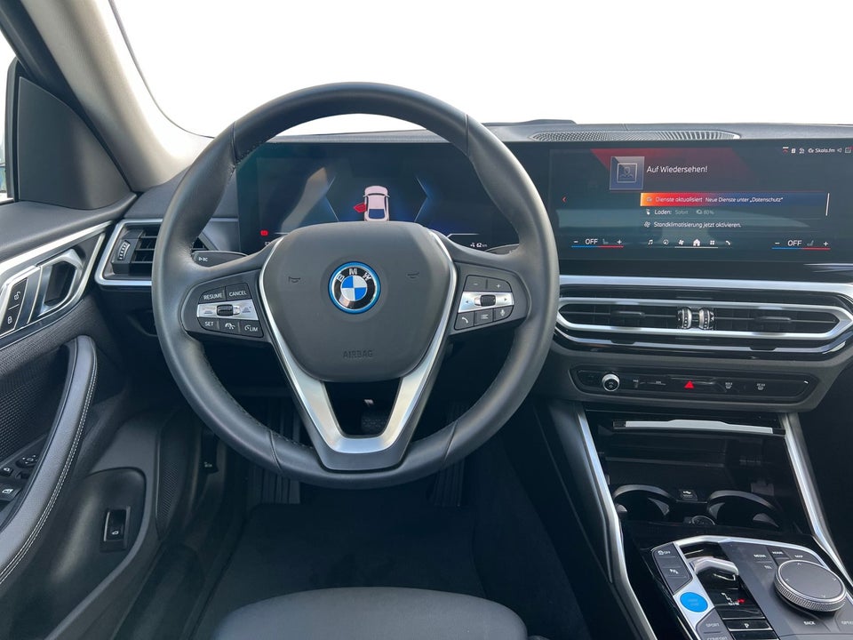 BMW i4 eDrive40 Charged 5d