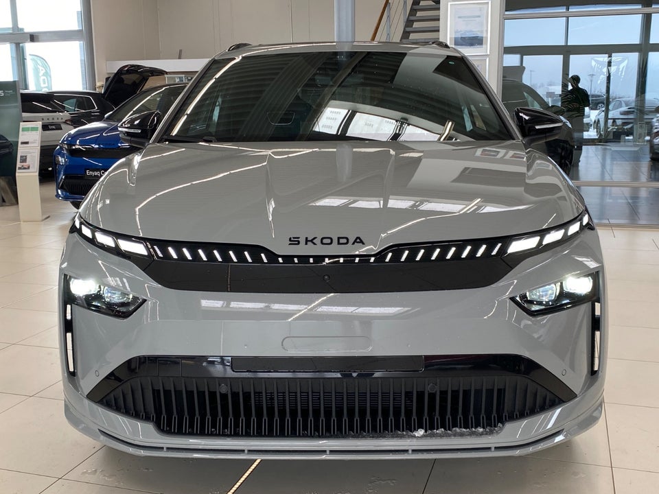Skoda Enyaq 85x iV Sportline Maxx 5d