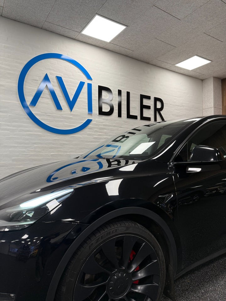 Tesla Model Y Performance AWD 5d