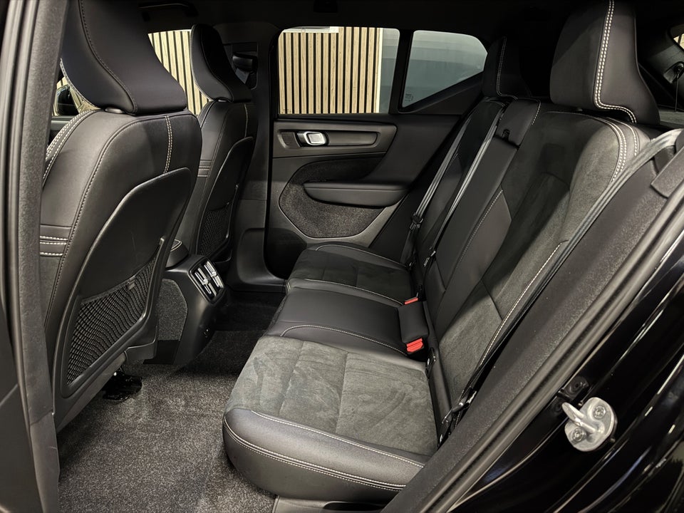 Volvo XC40 ReCharge Extended Range Core 5d