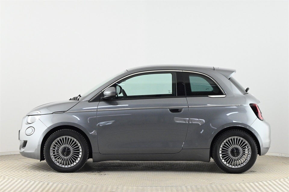 Fiat 500e 42 Icon 3d