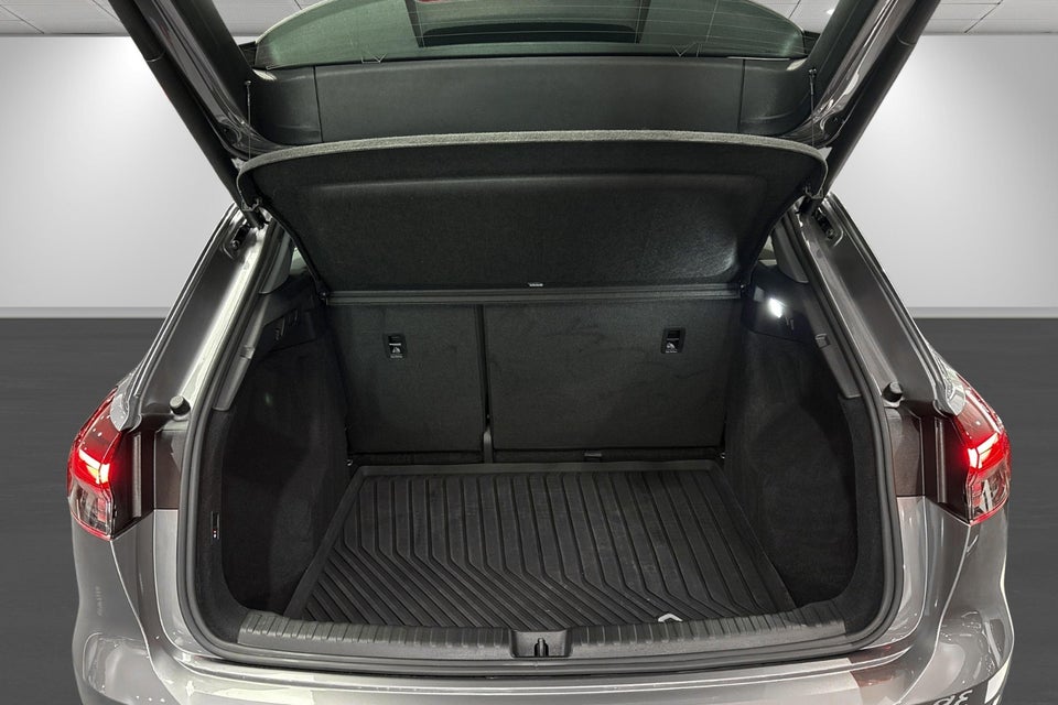 Audi Q4 e-tron 45 S-line 5d