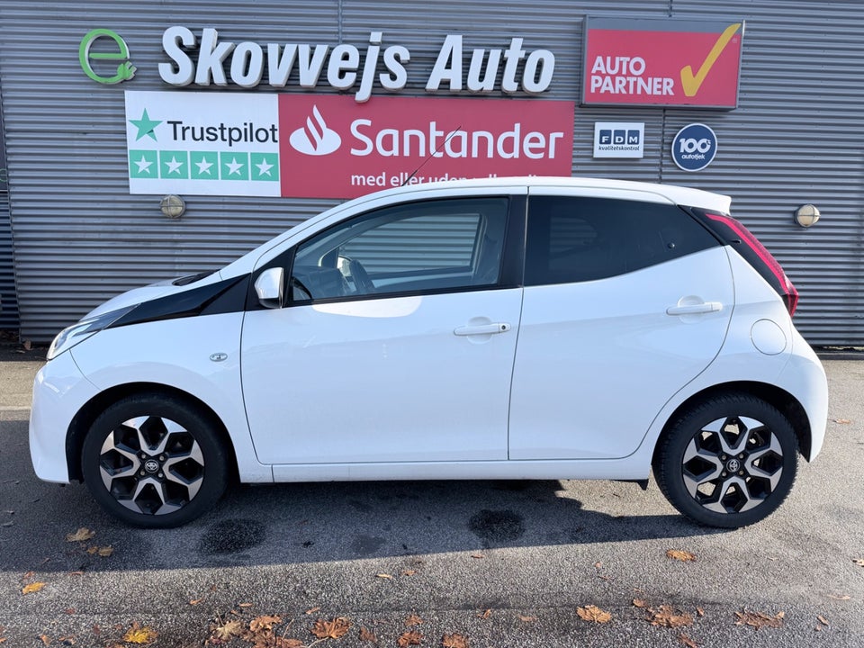 Toyota Aygo 1,0 VVT-i x-press 5d